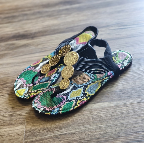 Sandals - Picture 3 of 6